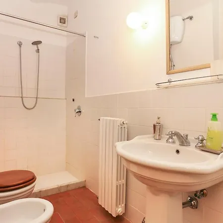 Podere Mosciano بيت للعطل
